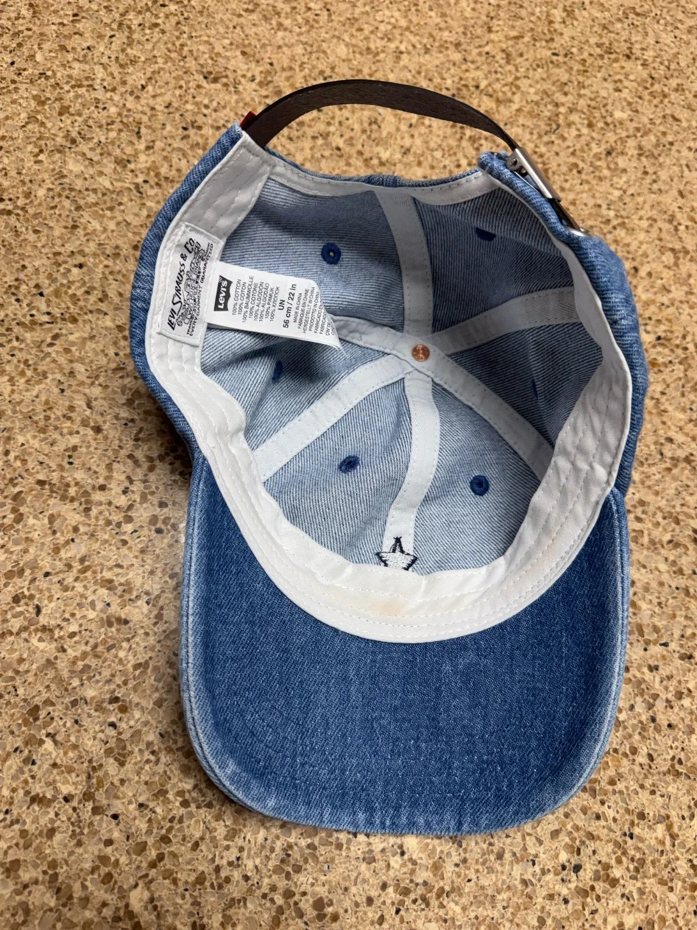 Levi’s Denim Blue Star Cap